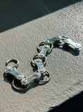 Gallery viewerに画像を読み込む, chain bracelet
